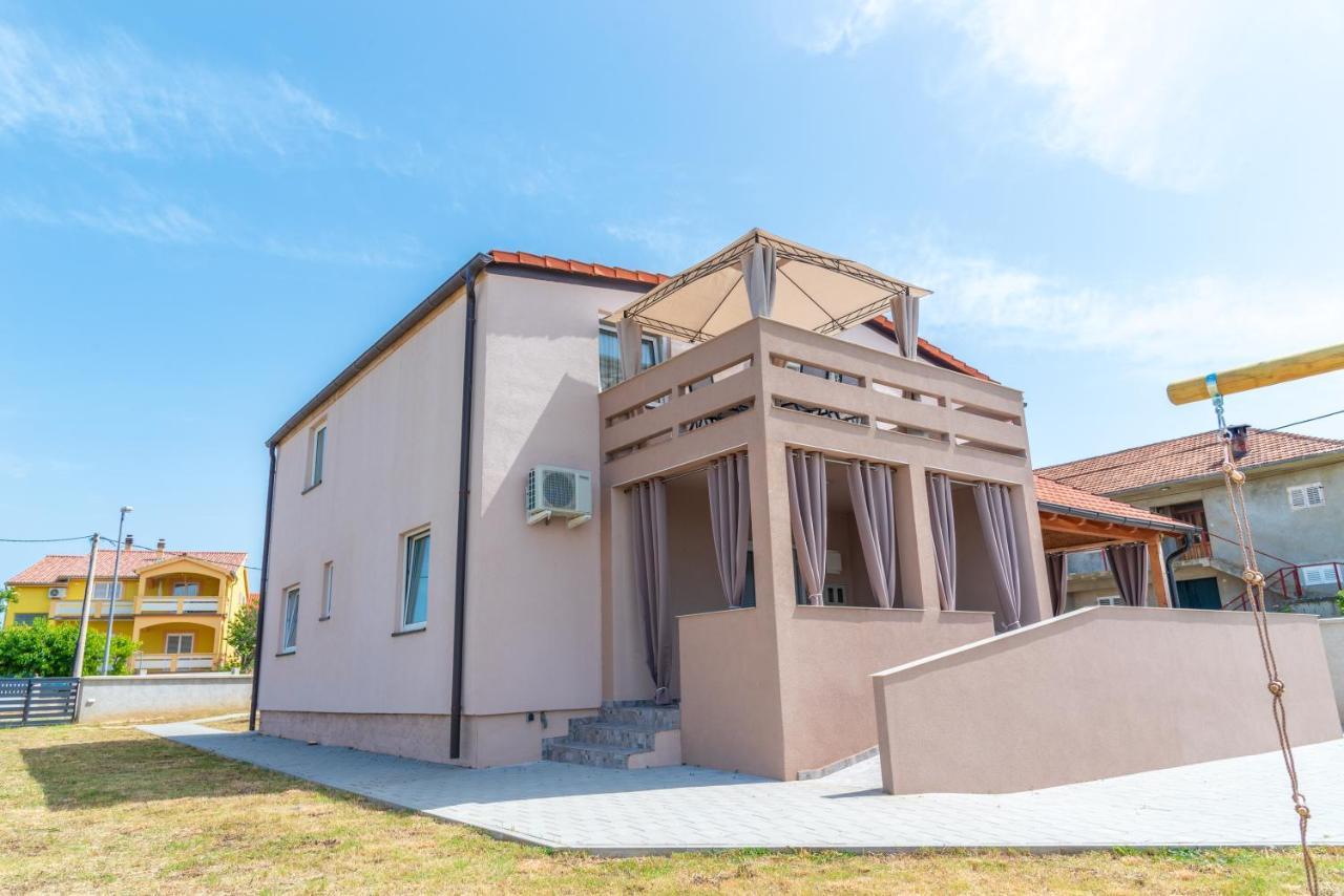 Apartmani Krzak 닌 외부 사진
