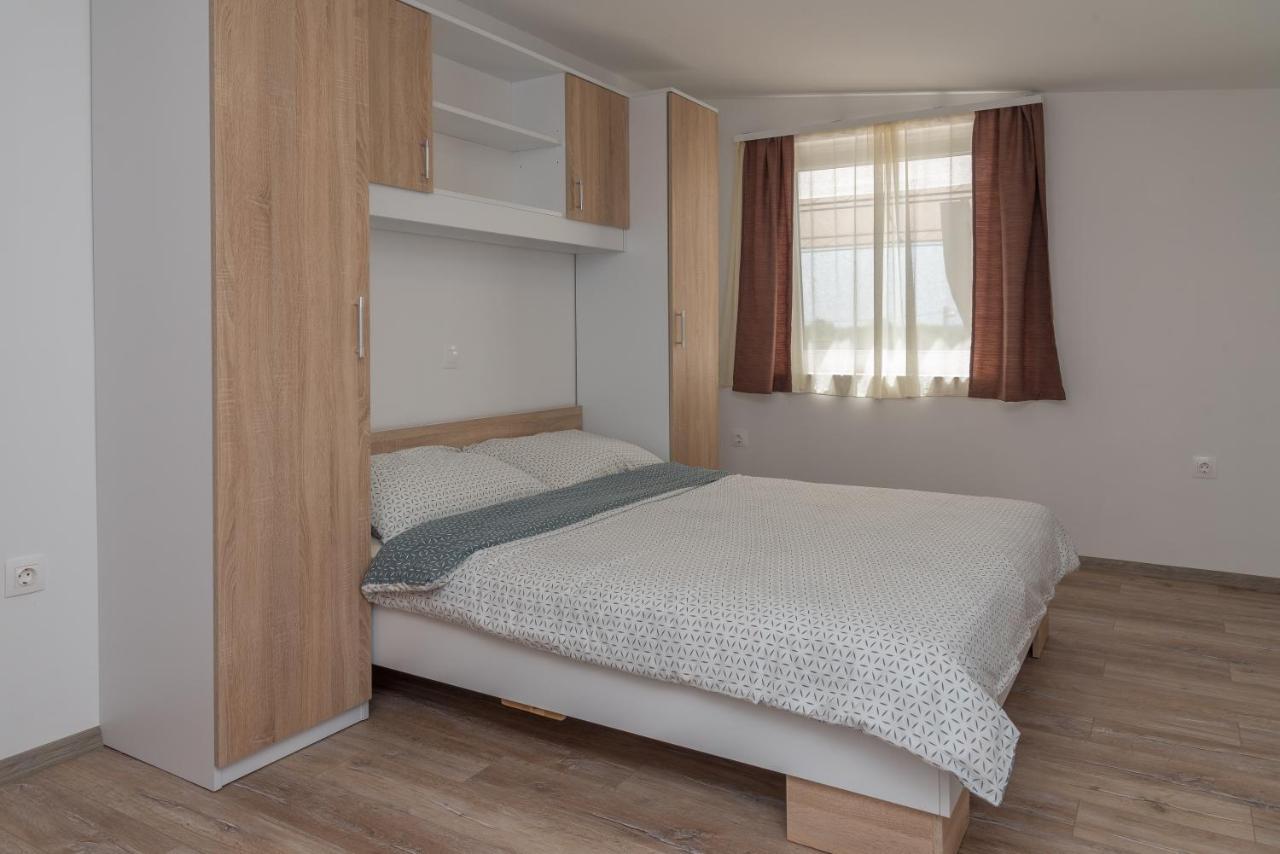 Apartmani Krzak 닌 외부 사진