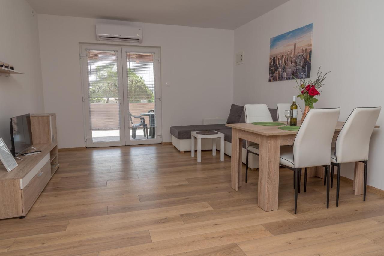 Apartmani Krzak 닌 외부 사진