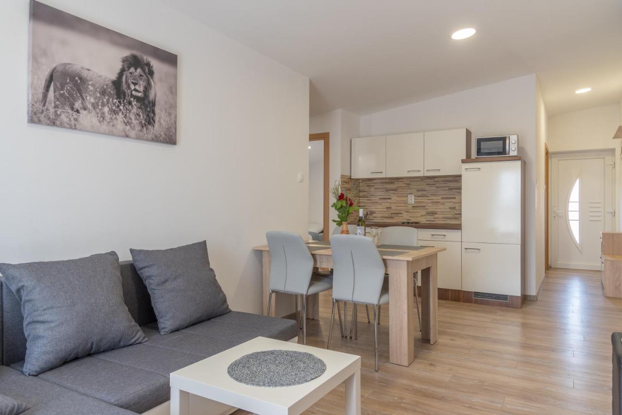 Apartmani Krzak 닌 외부 사진