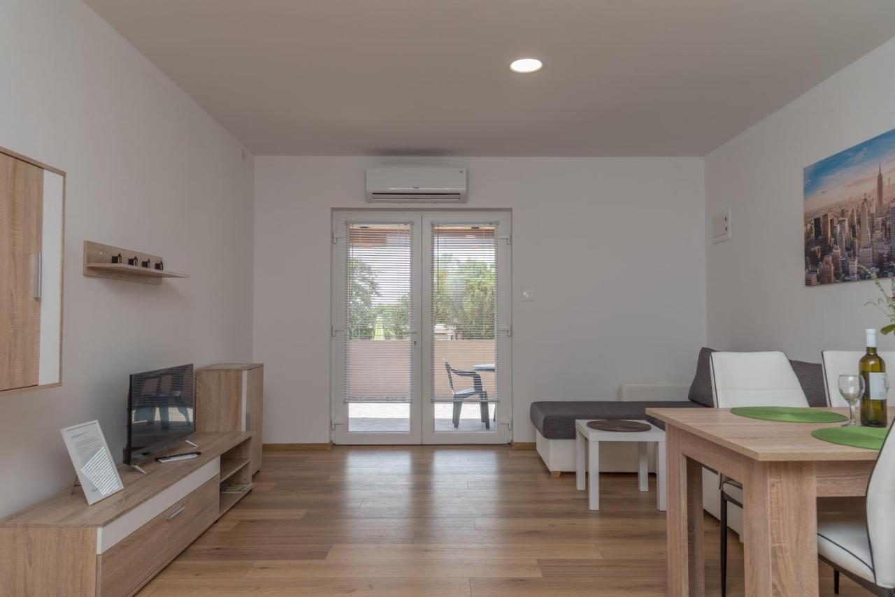 Apartmani Krzak 닌 외부 사진