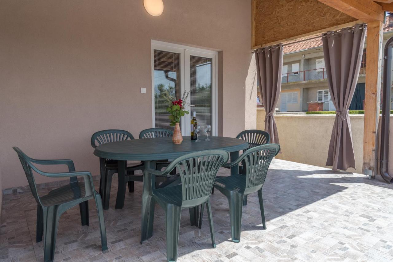 Apartmani Krzak 닌 외부 사진