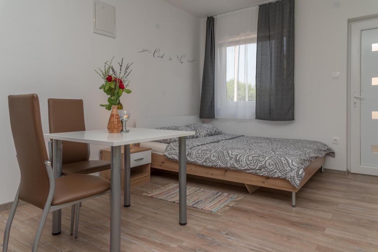 Apartmani Krzak 닌 외부 사진